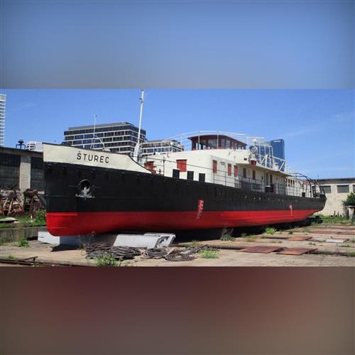 Prehliadka remorkéru Šturec