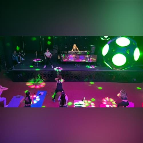 Drumandbass silovo kondičný tréning s DJ
