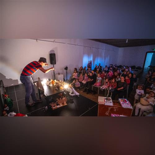 Bábkové divadlo pre deti: Vtedy pod Šlosbergom