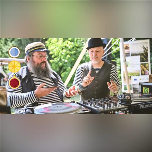 DJs Gramophon Brothers